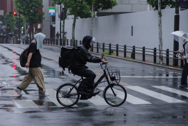 フードデリバリー配達員